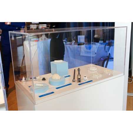 Plexiglas vitrinekap | plexiglas stolp | maquettekap op maat