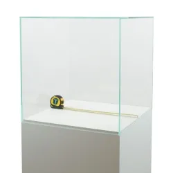 Glazen vitrinekap | glazen stolp voor op sokkel | museumvitrine