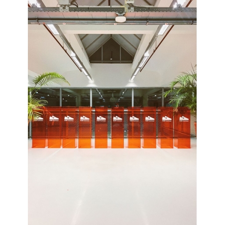 Plexiglas sokkels | zuilen van plexiglas | ook op maat in kleur Plexiglas sokkels | zuilen van plexiglas | ook op maat in kleur