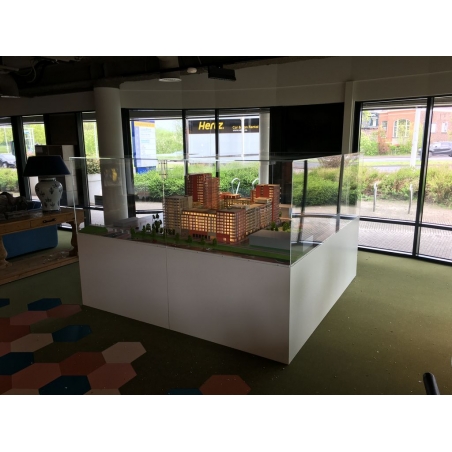 Plexiglas vitrinekap | plexiglas stolp | maquettekap op maat Plexiglas vitrinekap | plexiglas stolp | maquettekap op maat