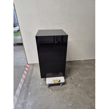 Solits sokkel zwart hoogglans, 40 x 40 x 70 cm (LxBxH) - SALE Solits sokkel zwart hoogglans, 40 x 40 x 70 cm (LxBxH) - SALE