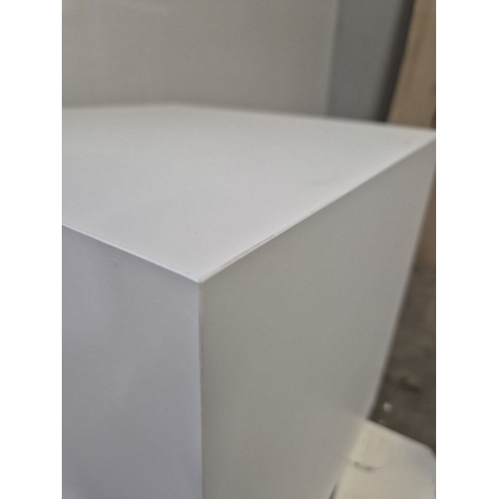 Solits sokkel wit mat, 40 x 40 x 40 cm (LxBxH), rondom gesloten - SALE
