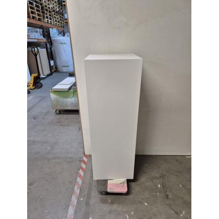 Solits sokkel wit mat, 40 x 40 x 115 cm (LxBxH) - SALE Solits sokkel wit mat, 40 x 40 x 115 cm (LxBxH) - SALE
