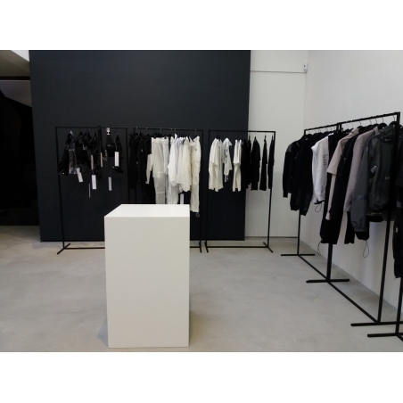 MDF witte sokkels | plantenzuilen | zuilen wit MDF zijdeglans