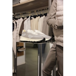 spiegel sokkel (plexiglas), 40 x 40 x 100 cm (lxbxh)