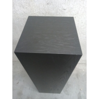 B-KWALITEIT - Solits sokkel eiken fineer zwart, 30 x 30 x 100 cm (LxBxH)