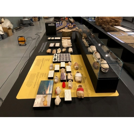 Glazen vitrinekap | glazen stolp voor op sokkel | museumvitrine Glazen vitrinekap | glazen stolp voor op sokkel | museumvitrine
